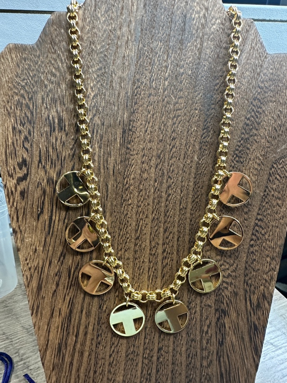 Tory Burch Gold-Tone Disc Charm Chain Necklace - 18” NWOT with dustbag